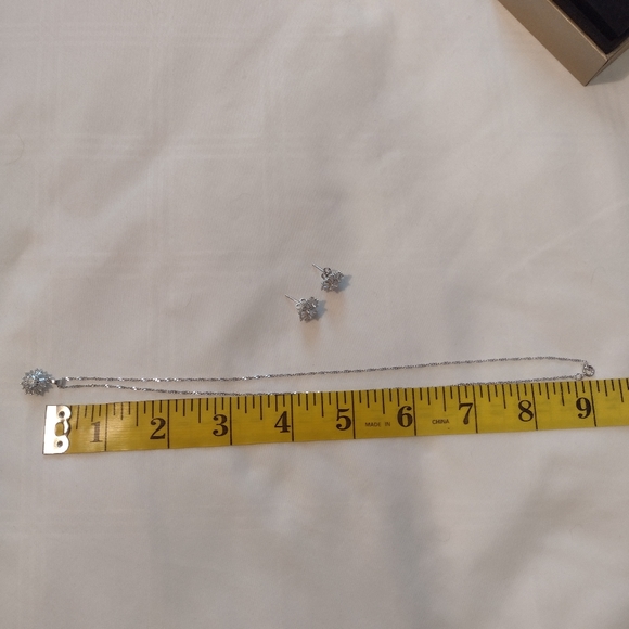 New in Box! Warren James, Silver and Cubic Zirconia Necklace and Earrings Set - Picture 6 of 9